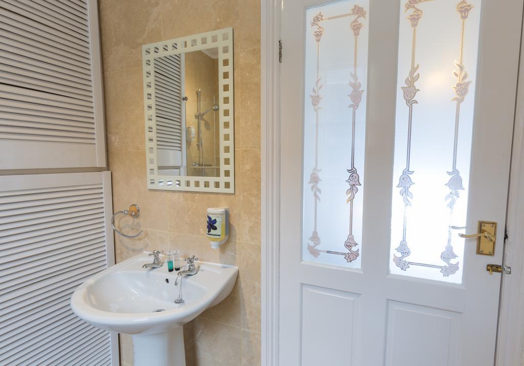 Bootham City Centre Guest house 4*